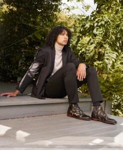 Barnes Men's Lace Up Boot