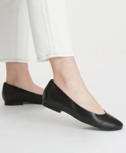 Becca Ballet Flat -Bullboxer AU Shop Becca19sMCDO Black Hero 1