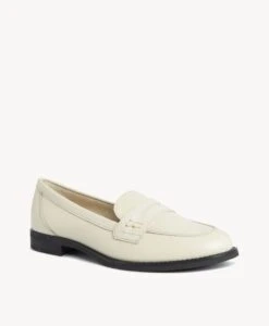Fae Loafer