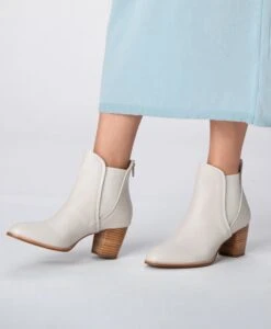 Francine Leather Chelsea Boot -Bullboxer AU Shop Francine20wMCDO Bone Leather Hero