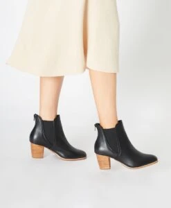 Francine Wide Ankle Boot -Bullboxer AU Shop FrancineWide22wMCDO Black Leather 6813