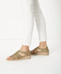 Janet Sandal 13 Janet Sandal -Bullboxer AU Shop Janet20sBUEO Olive 03 Ecomm
