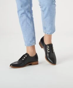 Landi Dress Flats -Bullboxer AU Shop Landi21wMCDO Black Leather Hero 1