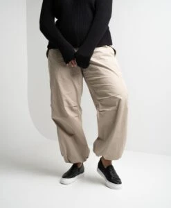 Peaky Sneaker -Bullboxer AU Shop Peaky W Black Leather5422 WEB